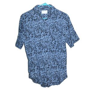 Your Neighbors Print Button Up Size XS